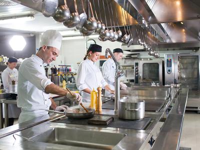 Certificate II in Kitchen Operations | Jobs and Skills WA
